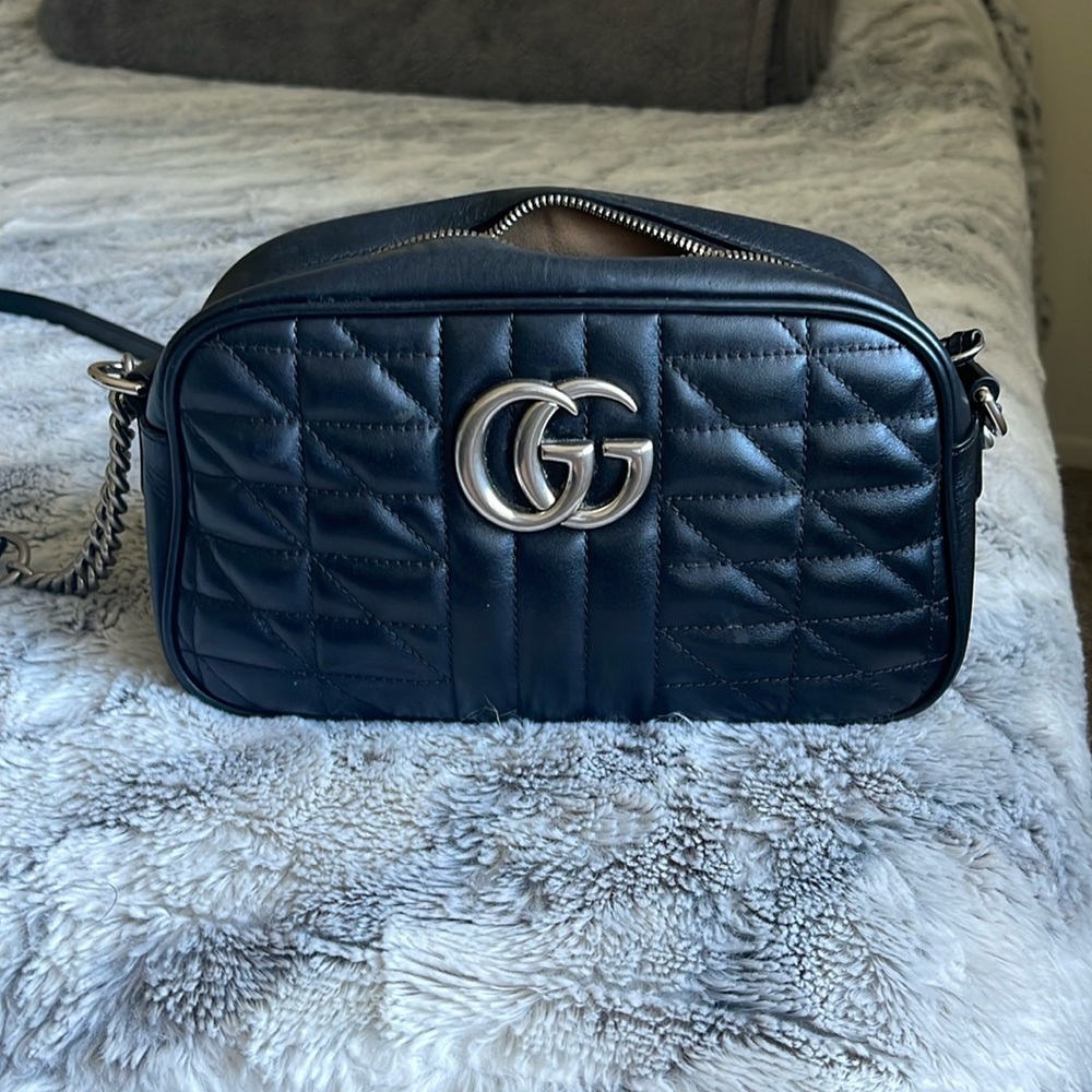 Gucci crossbody bag black and gray